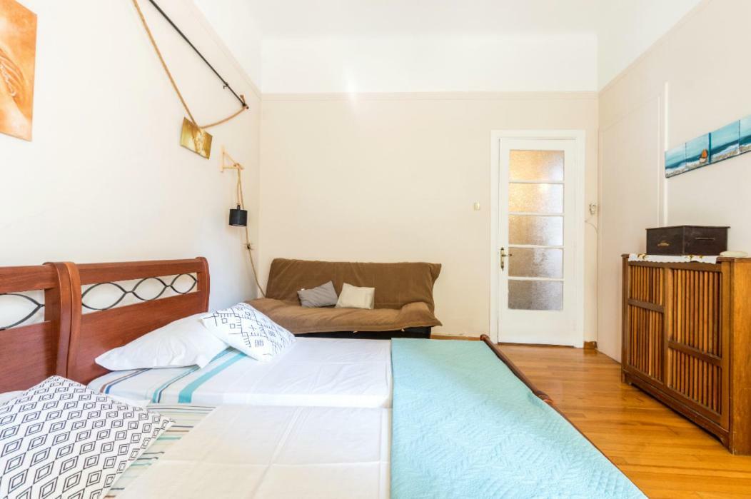 אתונה Beautiful Appartment Under Akropolis! מראה חיצוני תמונה